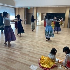 エンジョイ♪フラダンス（辻堂公民館）の画像