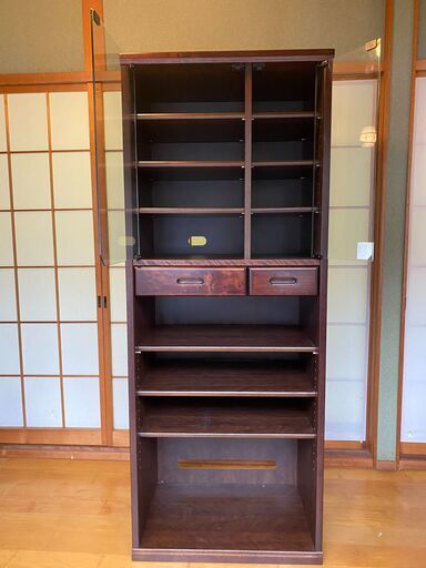 ガラス扉付き　木製本棚　収納シェルフ　市内有料配送相談可