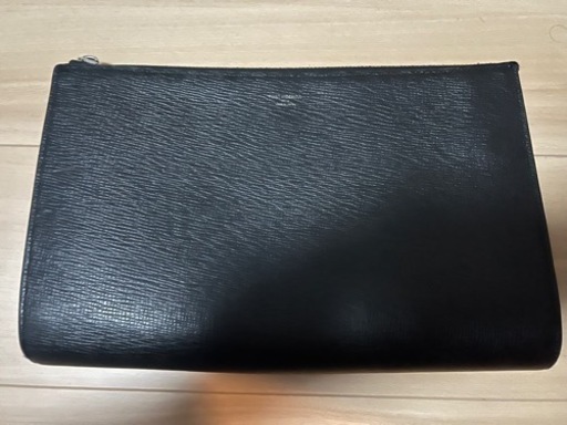 モルビダ　クラッチバック