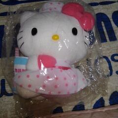 なんと😱10円にしちゃいました。😁キティちゃんぬいぐるみ　a