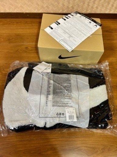 【未使用、完売品】ナイキ XXL　フリーススウッシュリバーシブル ボアジャケット