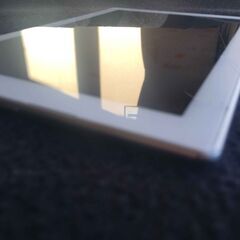 Sony xperia z4 tablet sot31white３２GB SIMフリー　バッテリー新品の画像