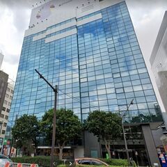 髪色・服装自由！ネット型リユース販売のサポート事務！関内駅前のオシャレなオフィスで男女ともに活躍中！の画像