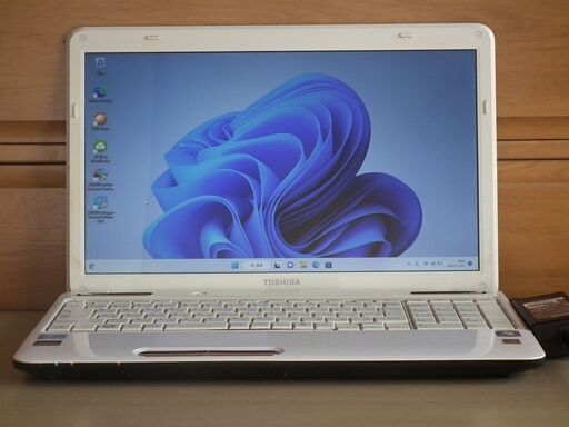 【SSD240GB搭載WIN1164bit 東芝 Satellite T351/46CW Core-i5/ﾒﾓﾘ4GB/Office365】