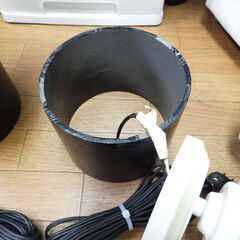 ムード電球　両方とも青色に光ります　高さ３５ｃｍ　直径２５ｃｍの画像