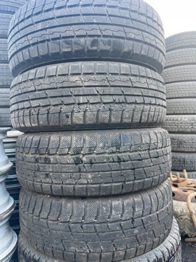 226/60r17    高年式　　バリ山　　4セット