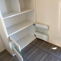 キャビネットの画像