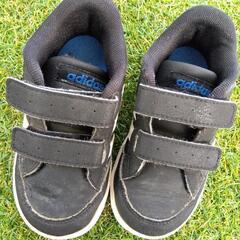 adidasアディダス 13.0cm　キッズシューズ　スニーカー　子供靴の画像