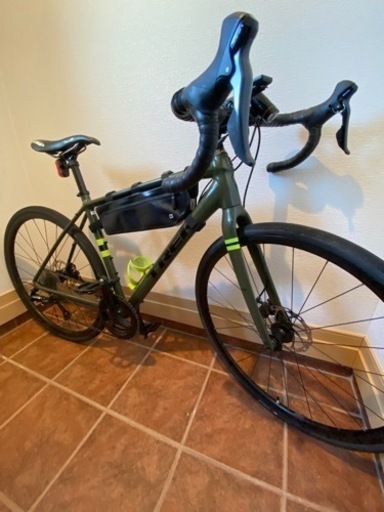 トレック　グラベルロードバイク