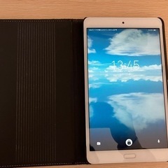 d-02K タブレット ケース付きの画像
