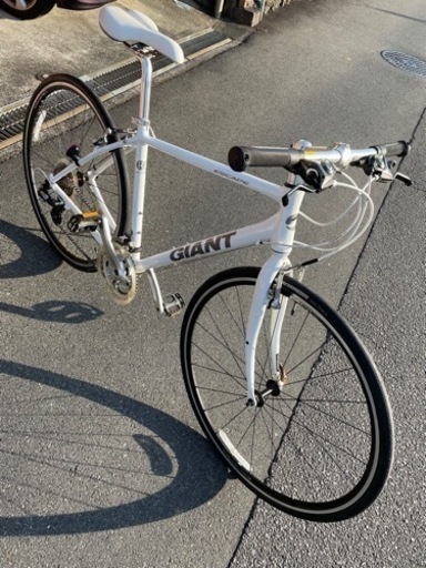 【受付終了】ジャイアント　エスケープR3  クロスバイク　ロードバイク　自転車