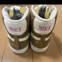 NIKE ハイカット　24.5cm