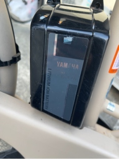 YAMAHA 電動自転車　注:チャイルドシートは後ろのみになります