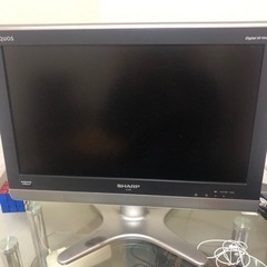 SHARP 19インチ？テレビ