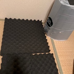 ウレタン　防音材　クッション材