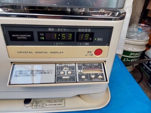 【受け渡し予定者あり】★コロナFF式ストーブ　FF-68PRE★【整備点検済】