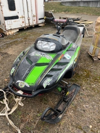 スノーモービル　700cc ロングキャタ　　バック付き　ジャンク