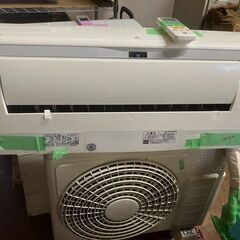 ☆中古￥18,000！【会員価格￥16,800】HITACHI　2.2kwルームエアコン　家電　2016年製　RAS-K22F(W)型　今年在庫処分　【BK174】