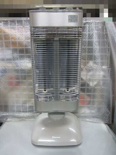 通電・動作確認済　 DAIKIN ダイキン　遠赤外線暖房機 CER11NS 2012年製
