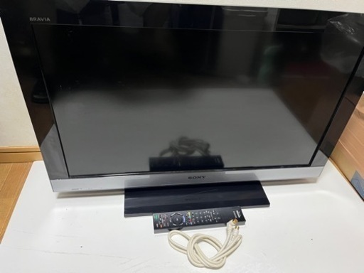 b)美品 2010年製 SONY BRAVIA 32v型 液晶テレビ【KDL-32EX300】