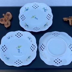 新品　小皿3枚の画像