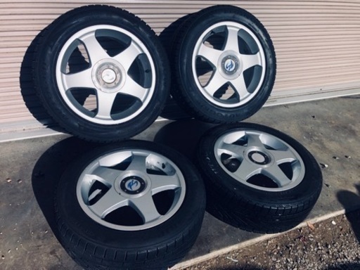 冬タイヤ 205/55R16 プリウス等用マルチホイール付きスタッドレス バリ山4本組