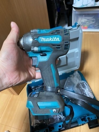 マキタ　インパクトレンチ18V