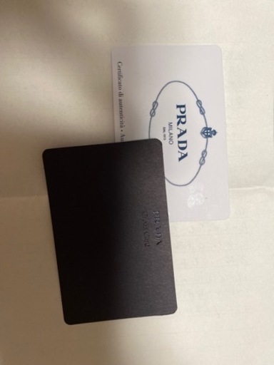 PRADA サフィアーノトライアングル　カードホルダー