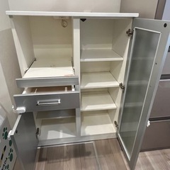 【11/27処分】コンセント付き　食器棚　レンジ台　炊飯器　スライドレール　キッチンボード　シルバーの画像