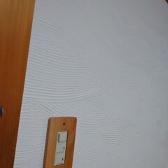 のり付き壁紙三種の画像