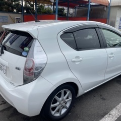 トヨタ アクア 車検付の画像