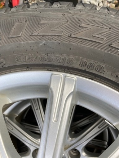 ブリヂストン　スタッドレスタイヤ　215/65R16 ホイールセット