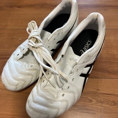 商談中　アシックス　サッカーシューズ　25.5の画像
