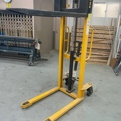 手動フォークリフト　1000kg