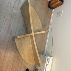 ガラステーブル