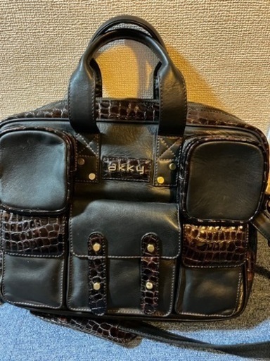 本革　ユーロッパの人気ブランド　ウニセックスハンドバグ