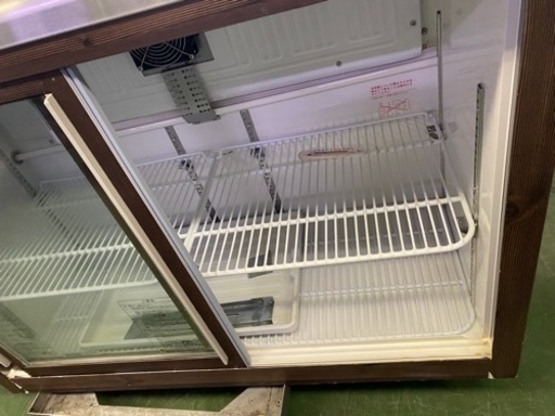 ② パナソニック冷蔵ショーケース