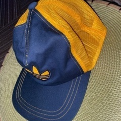 数日だけ値下げします‼️🔷🟨adidas・ビンテージキャップ🟨🔷の画像