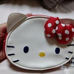 キティちゃんメイクポーチ（未使用）の画像