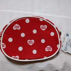 キティちゃんメイクポーチ（未使用）の画像