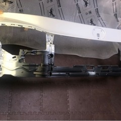 ヴォクシー　90系　純正　バンパーの画像
