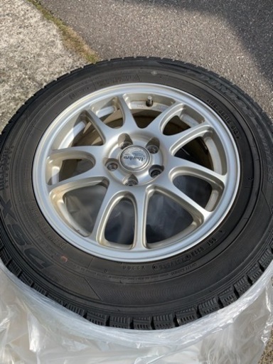 プリウス　スタッドレスセット　今年一冬だけの人専用