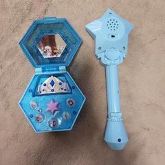 ディズニー アナと雪の女王 クリスタルコンパクトとマジカルワンド

の画像