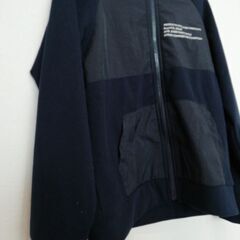 サイズ140　ジャージ　上着　子供服の画像
