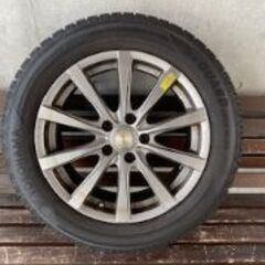 【ほぼ新品】ヨコハマ(YOKOHAMA)タイヤ　 215/60R17 96Q