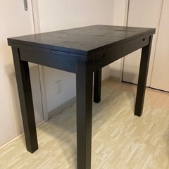 IKEAダイニングテーブル