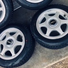 冬タイヤ 155/65R13 便利なマルチホイール付き バリ山バリ溝スタッドレス4本組の画像