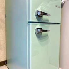 レトロかわいい冷蔵庫 の画像