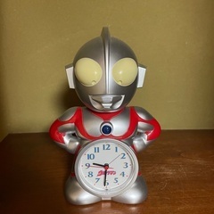 ウルトラマン　目覚まし時計