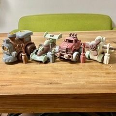 スリーコインズ  組み立ておもちゃ  4点セット